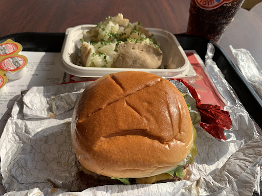 Photo of Wendy's - 59 Highway 11b, Temiskaming Shores, ON P0J 1P0